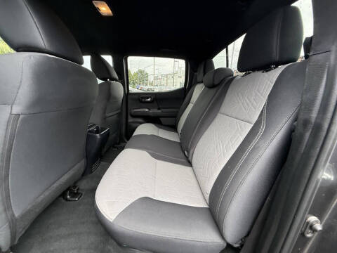 2023 Toyota Tacoma TRD Off-Road