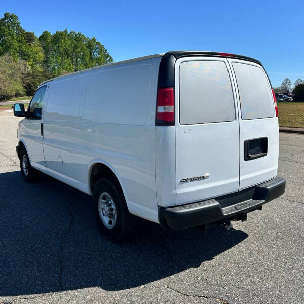 2018 Chevrolet Express 2500