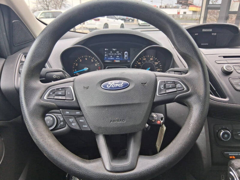 2017 Ford Escape S