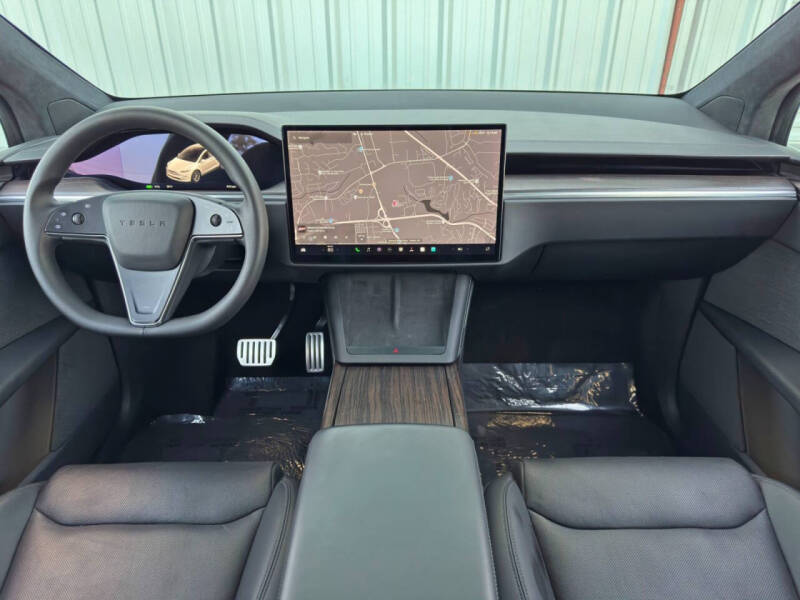 2023 Tesla Model X Standard Range