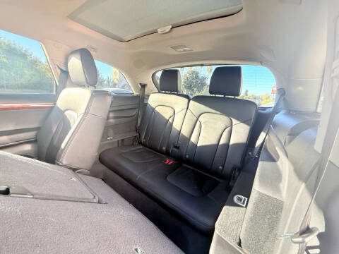 2015 Audi Q7 3.0T quattro Premium Plus