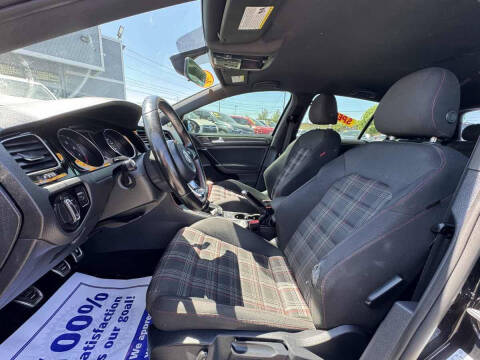 2019 Volkswagen Golf GTI S