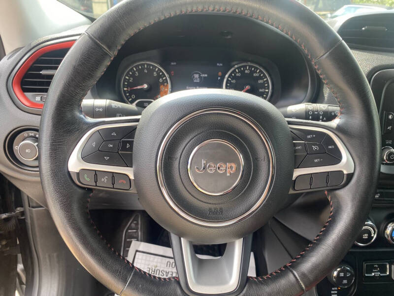 2017 Jeep Renegade Trailhawk