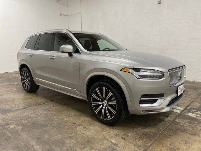 2025 Volvo XC90 B5 Core Bright Theme
