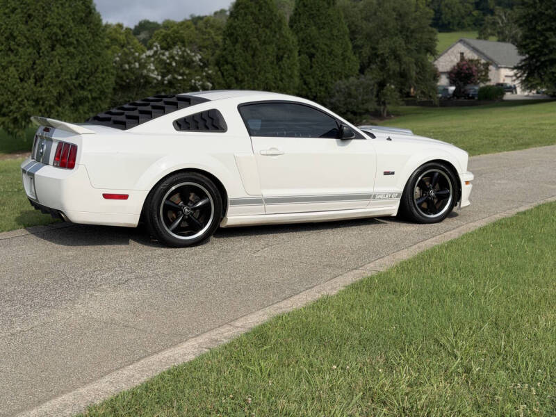 2007 Ford Mustang GT Deluxe