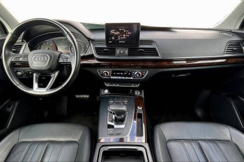 2019 Audi Q5 quattro Premium 45 TFSI
