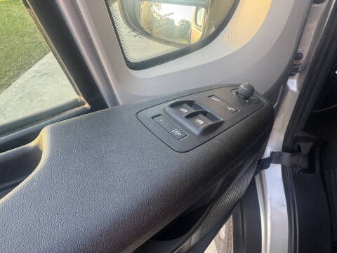2022 Winnebago Solis 59PX