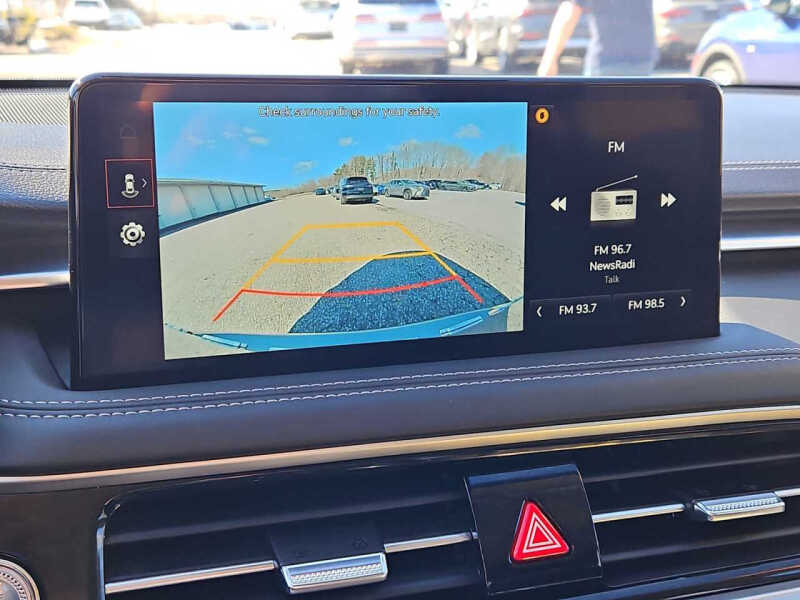 2025 Genesis G70