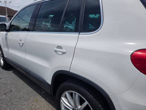 2014 Volkswagen Tiguan SE