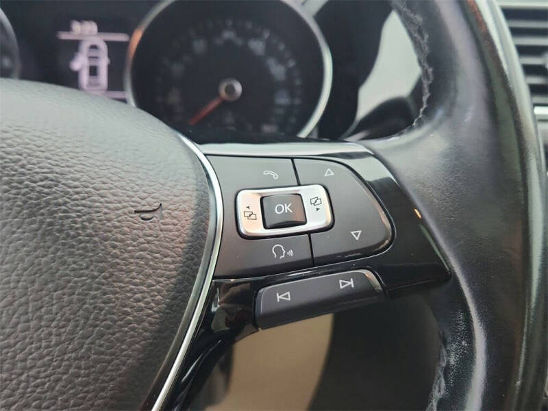 2016 Volkswagen Jetta 1.8T SEL