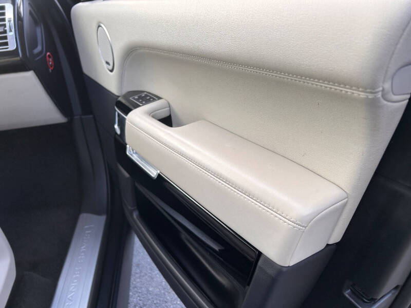 2017 Land Rover Range Rover HSE