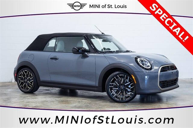 2026 MINI Convertible S's photo