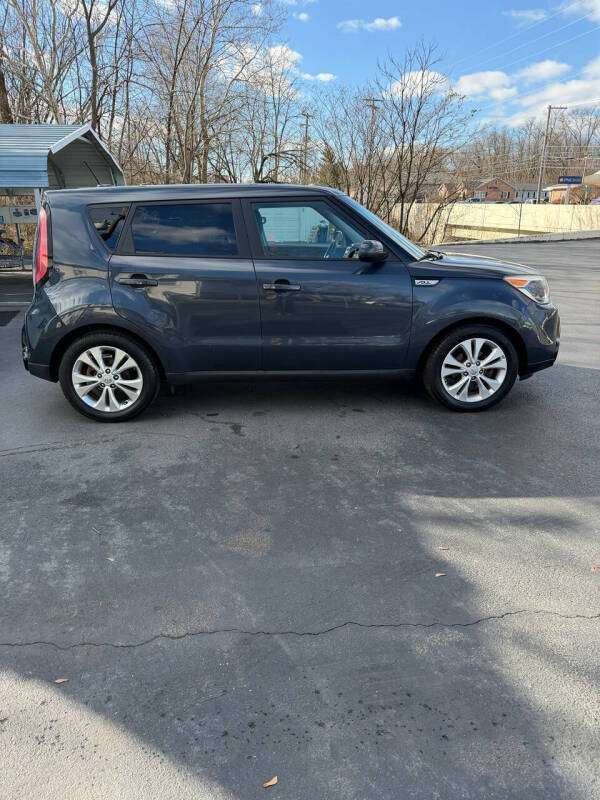 2016 Kia Soul +