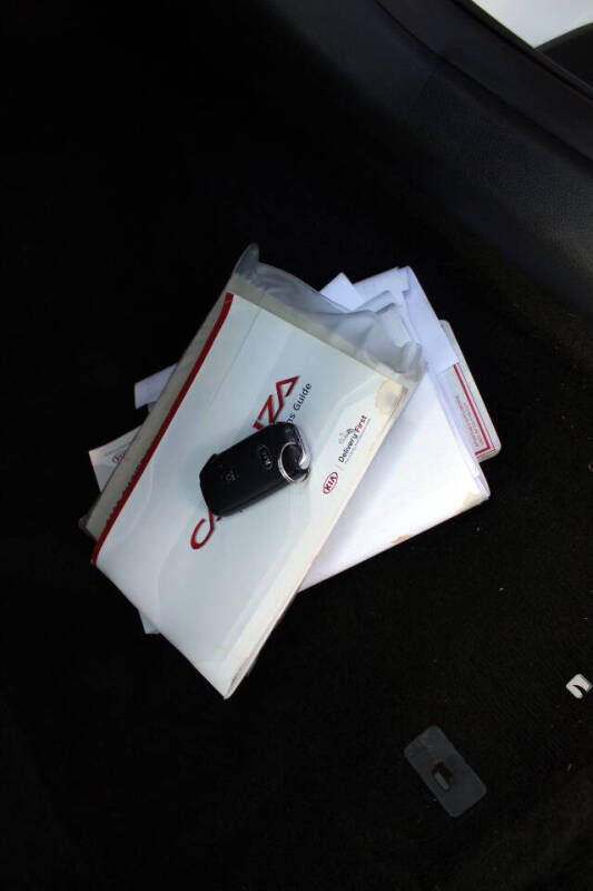 2020 Kia Cadenza Limited