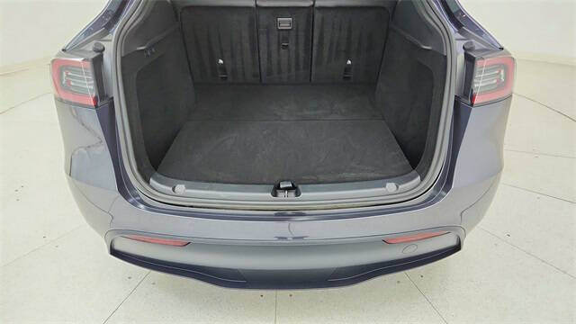 2025 Tesla Model Y Long Range