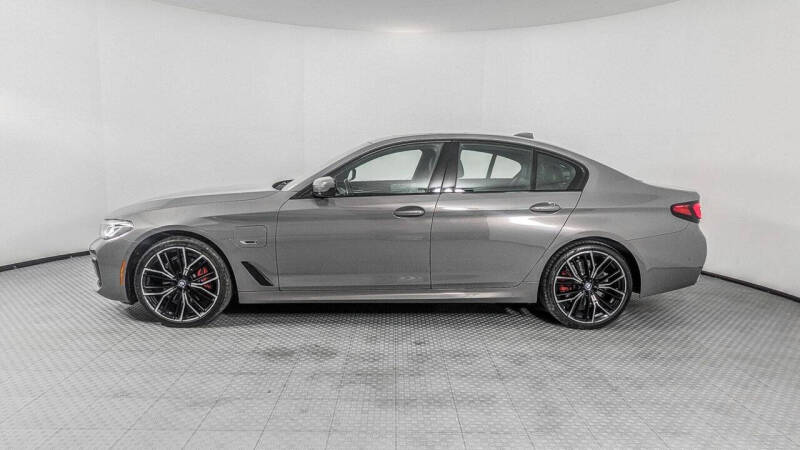 2022 BMW 5 Series 530e