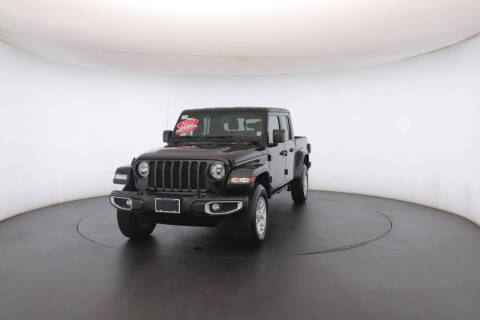 2022 Jeep Gladiator Sport