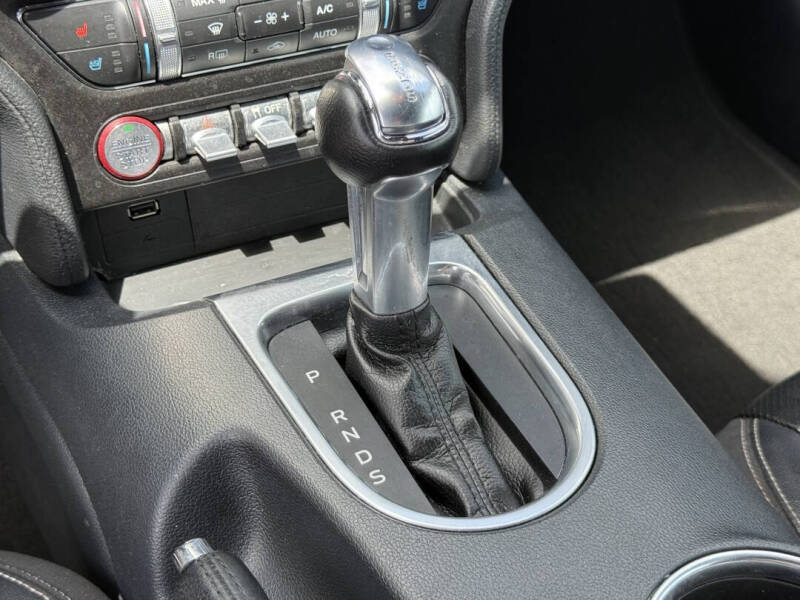 2021 Ford Mustang