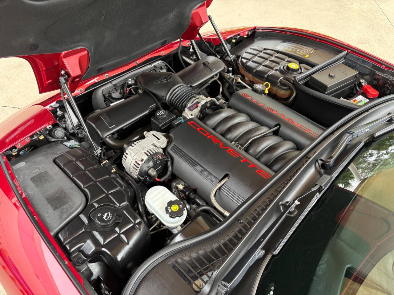 2004 Chevrolet Corvette 39