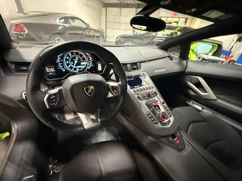 2012 Lamborghini Aventador LP 700-4