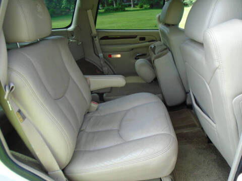 2003 Cadillac Escalade
