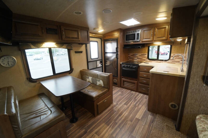 2016 Cruiser RV Fun Finder 231 LRK