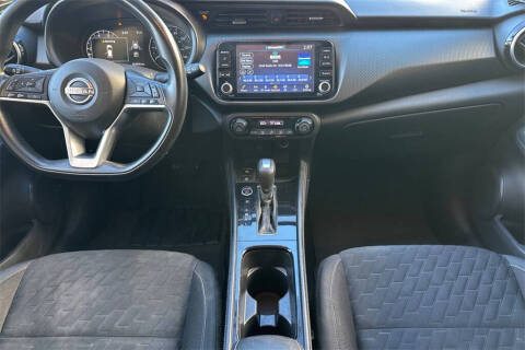 2022 Nissan Kicks SV