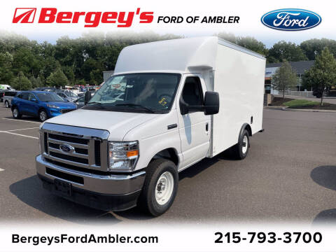2022 Ford E-Series Chassis