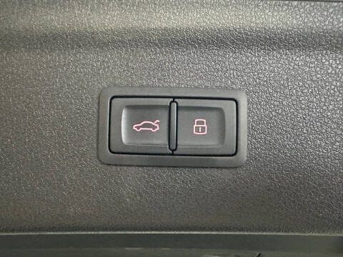 2016 Audi Q3 2.0T quattro Premium Plus