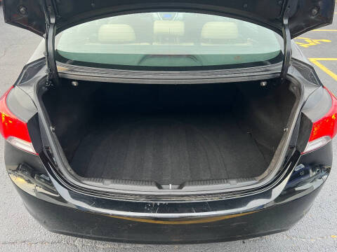 2012 Hyundai Elantra Limited