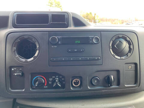 2012 Ford E-Series E-150