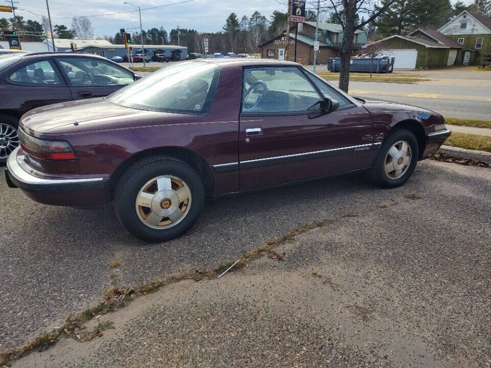 1990 Buick Reatta for sale at MR Motors in Tomahawk, WI