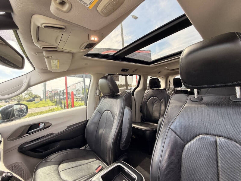 2017 Chrysler Pacifica Limited