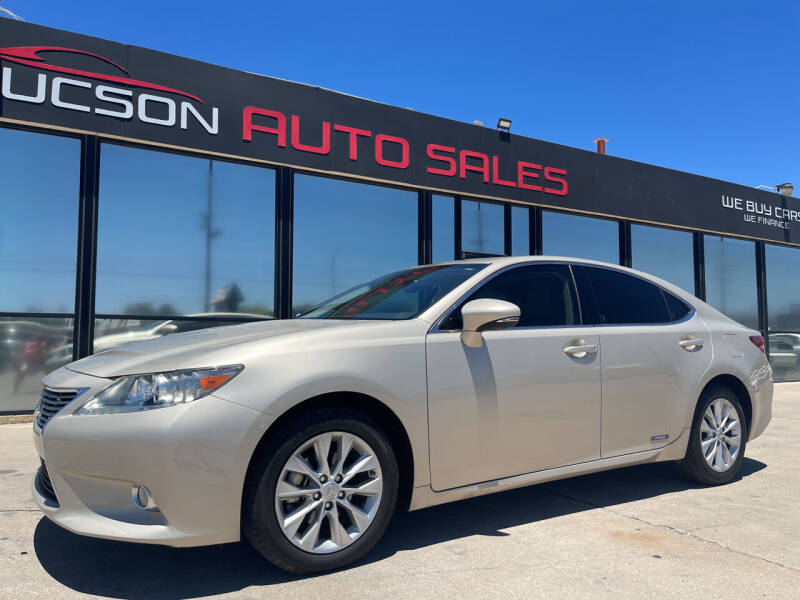 2013 Lexus ES 300h