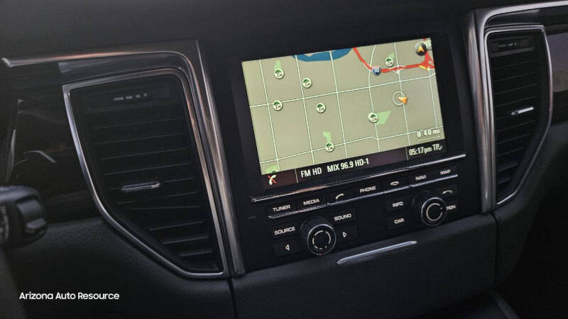 2015 Porsche Macan S