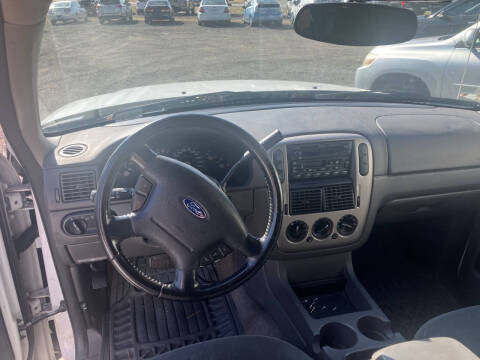 2003 Ford Explorer XLT