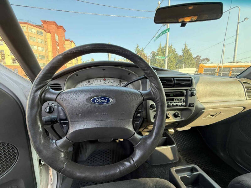 2001 Ford Explorer Sport Trac