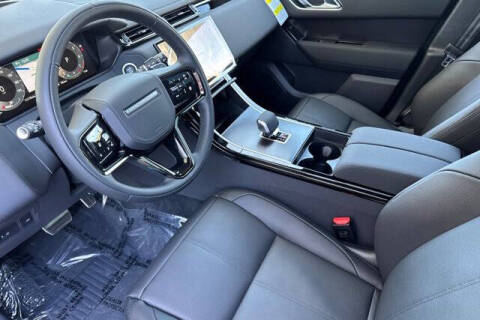 2026 Land Rover Range Rover Velar P250 Dynamic SE