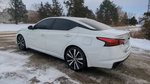 2022 Nissan Altima 2.5 SR