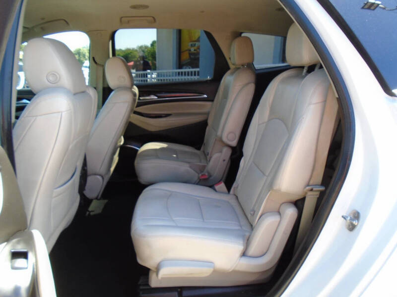 2019 Buick Enclave Essence