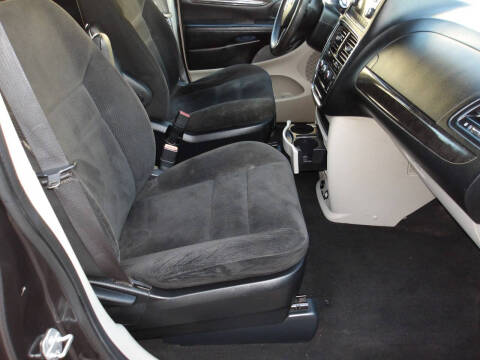 2016 Dodge Grand Caravan American Value Package