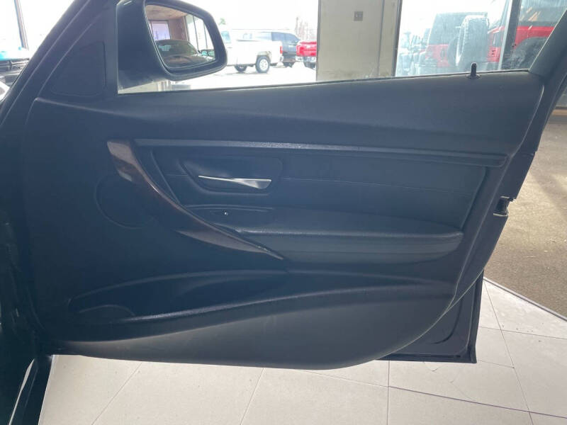 2015 BMW 3 Series 328i xDrive