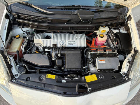 2011 Toyota Prius Two