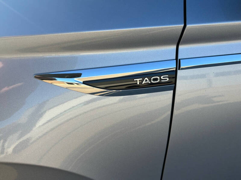 2024 Volkswagen Taos S photo 17