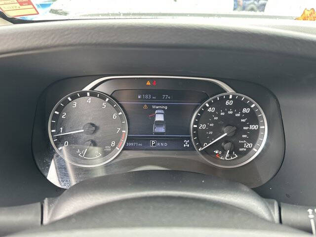 2022 Nissan Frontier SV