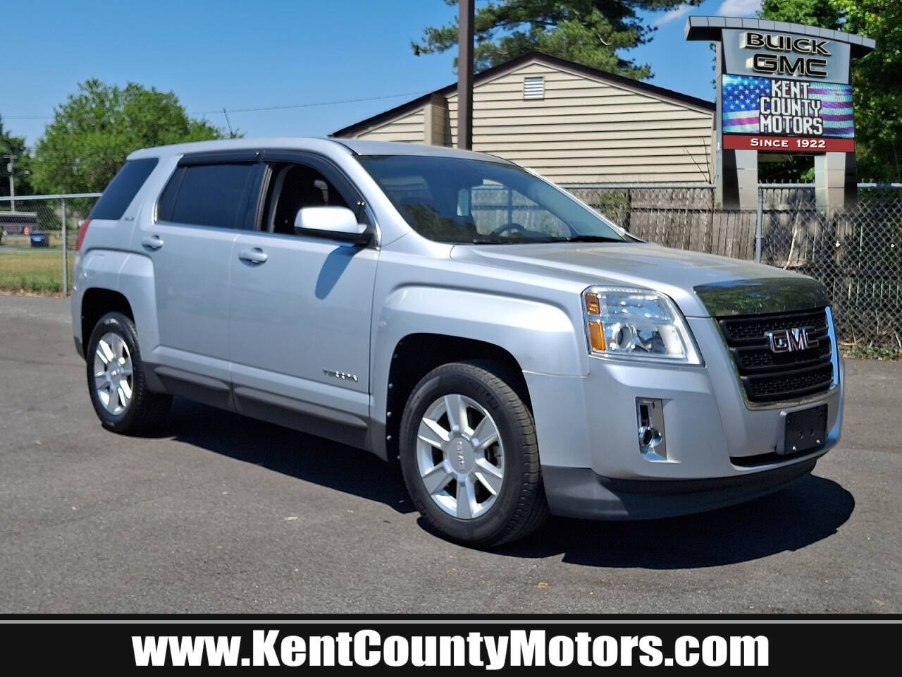 Silver 2011 GMC Terrain SLE-1 SLE-1 4dr SUV 1