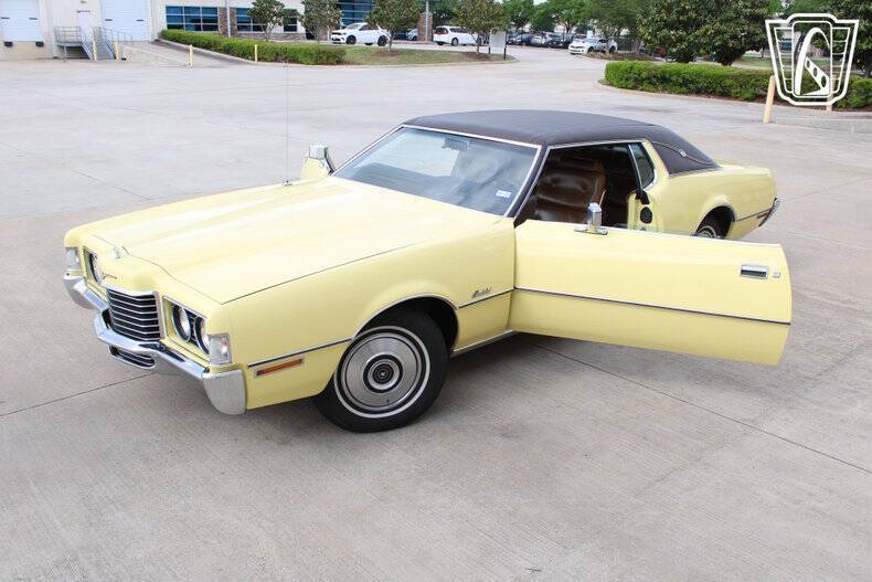 1972 Ford Thunderbird
