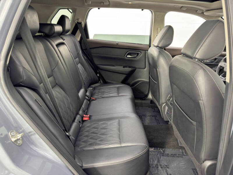 2022 Nissan Rogue Platinum