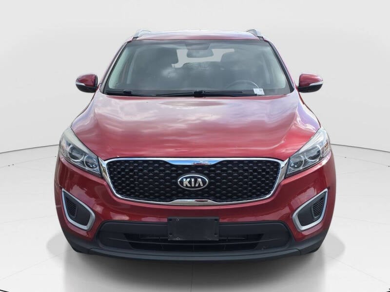 Used 2018 Kia Sorento LX with VIN 5XYPGDA31JG349769 for sale in Lighthouse Point, FL