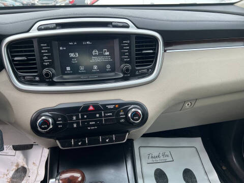 2017 Kia Sorento LX